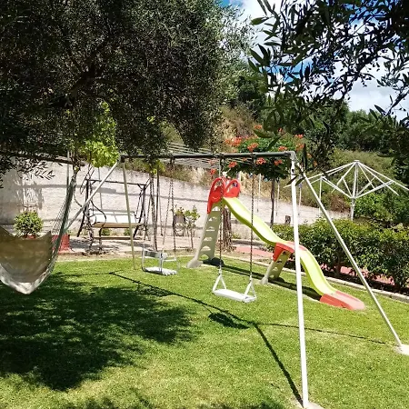 Amazona And 3* Spartià