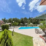 Amazona Apartments&studios Aparthotel