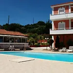 Amazona Apartments&studios Aparthotel 3*