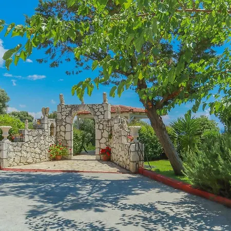 아파트호텔 Amazona And 스파르티아