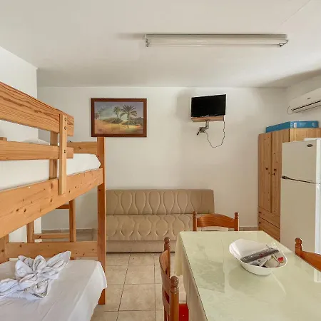 Amazona And 아파트호텔