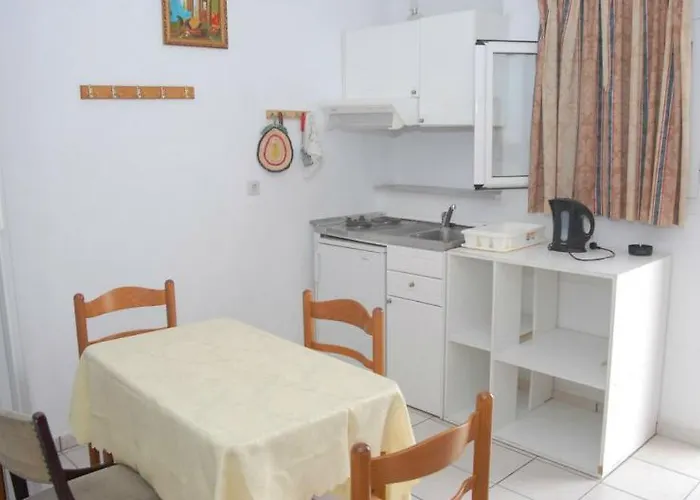 Amazona And Lägenhetshotell Spartia (Kefalonia)