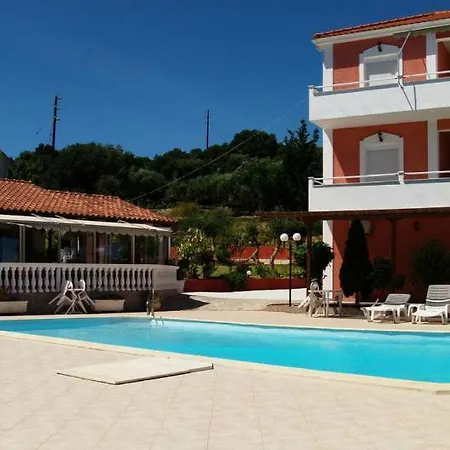 Amazona And Aparthotel 3*